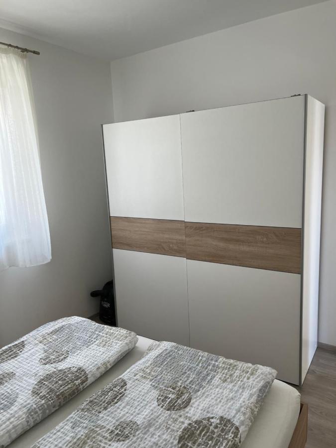 Apartment Sunrise With Private Parking プーラ エクステリア 写真